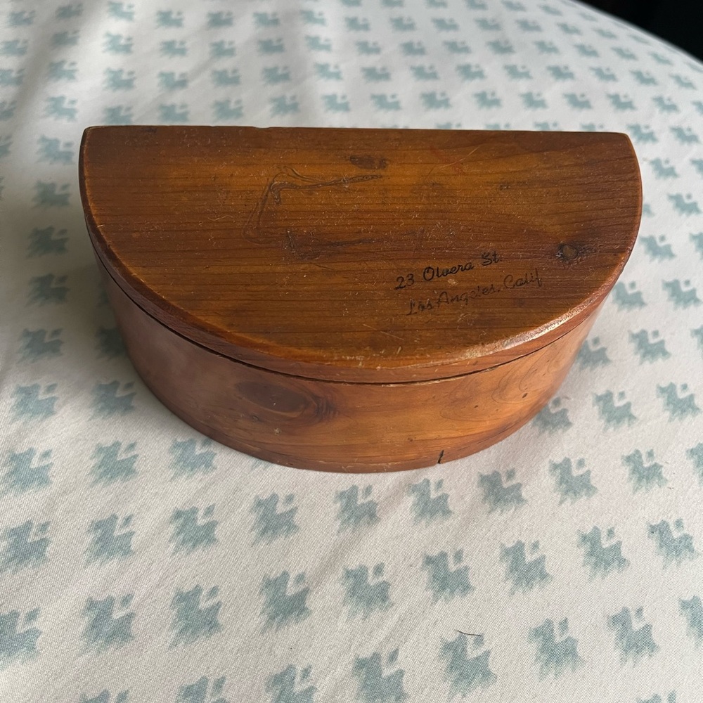 Wood vintage trinket box